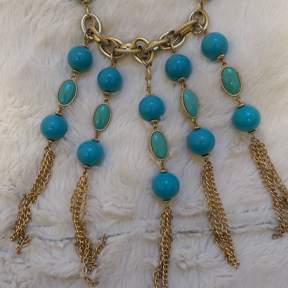 Beautiful blue necklace - Picture 2 of 5